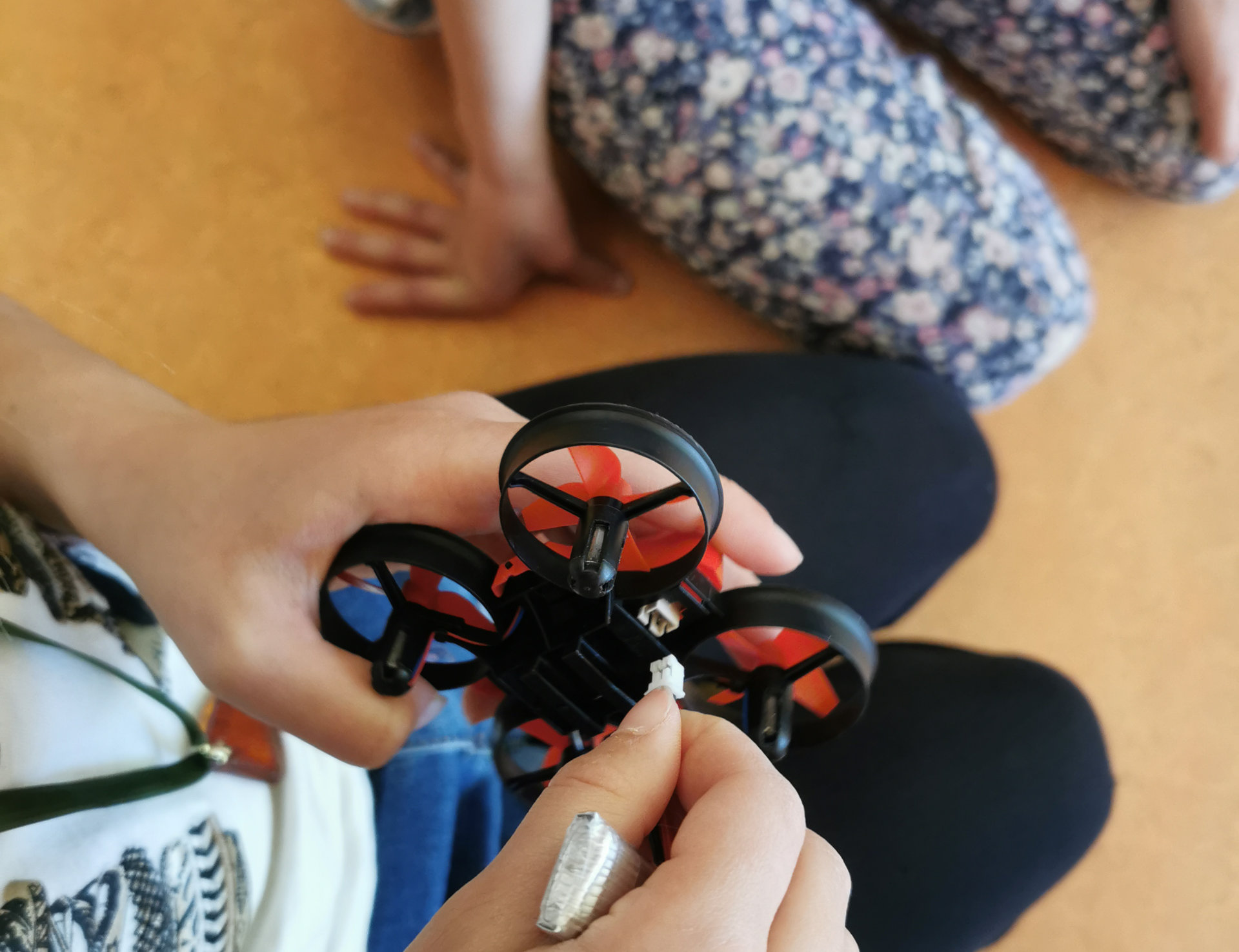 Einblick in einen bisherigen FlightLab Kinder-Drohnenkurs